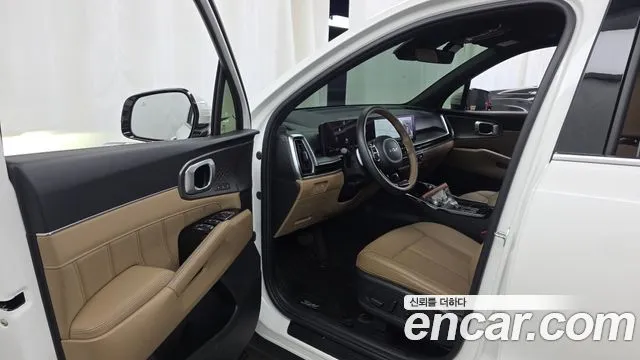 Kia Sorento — фото 10