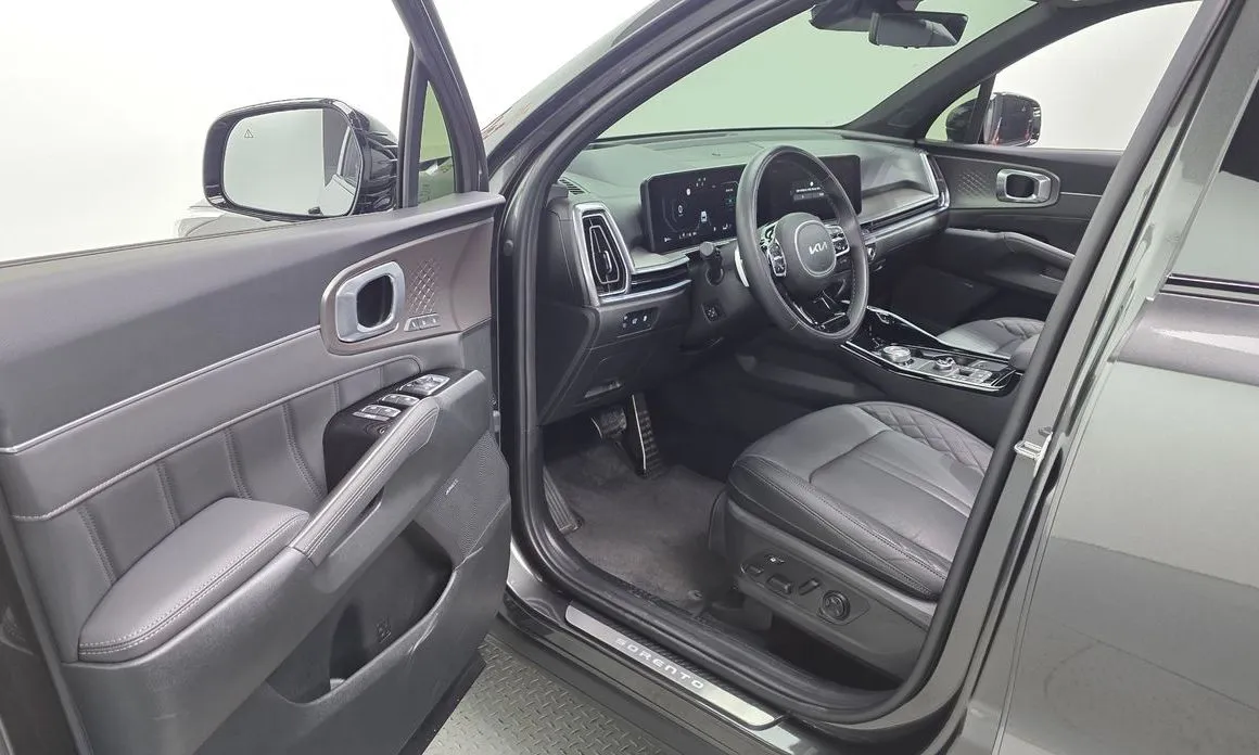 Kia Sorento — фото 7