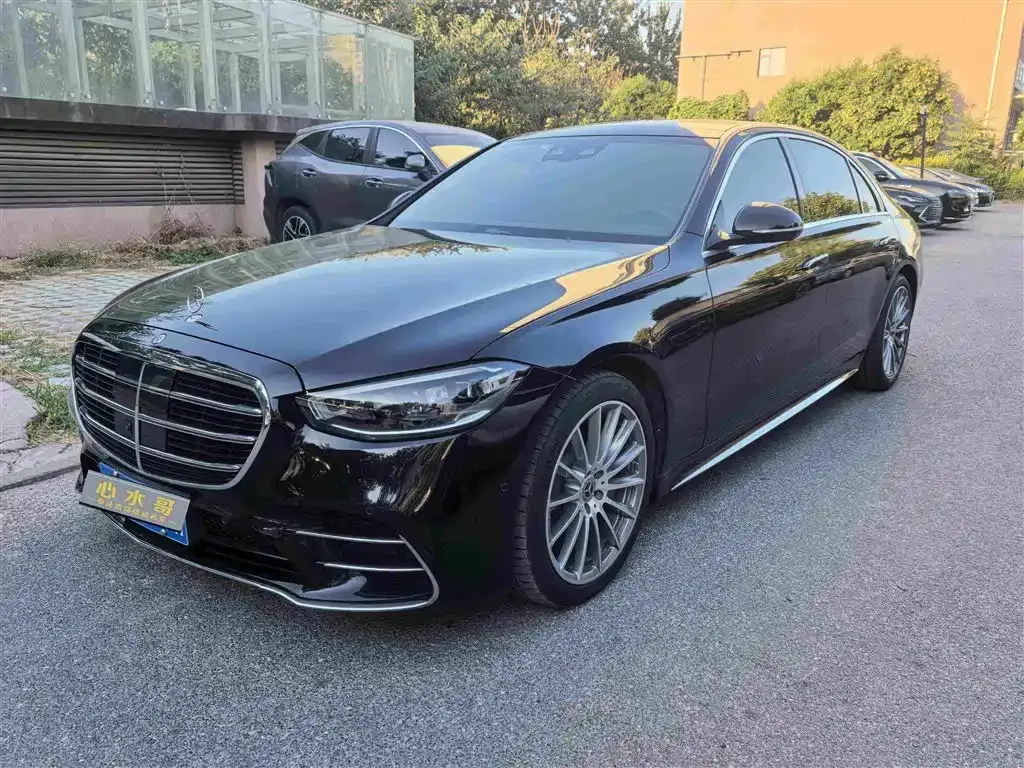 Mercedes-Benz S-Class — фото 1