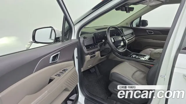 Kia Carnival — фото 10