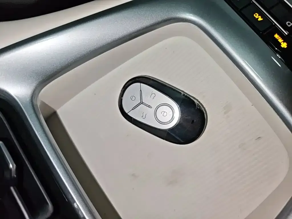 Geely Starburst — фото 2
