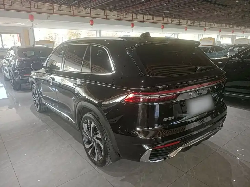 Geely Xingyue L — фото 10