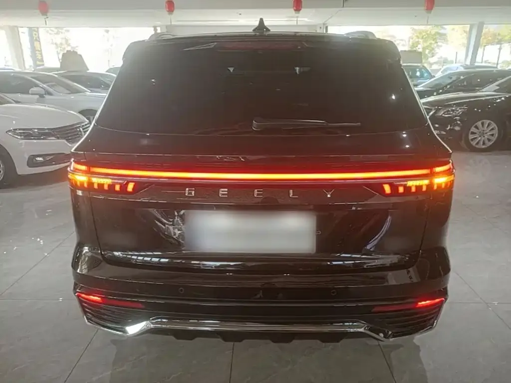 Geely Xingyue L — фото 8