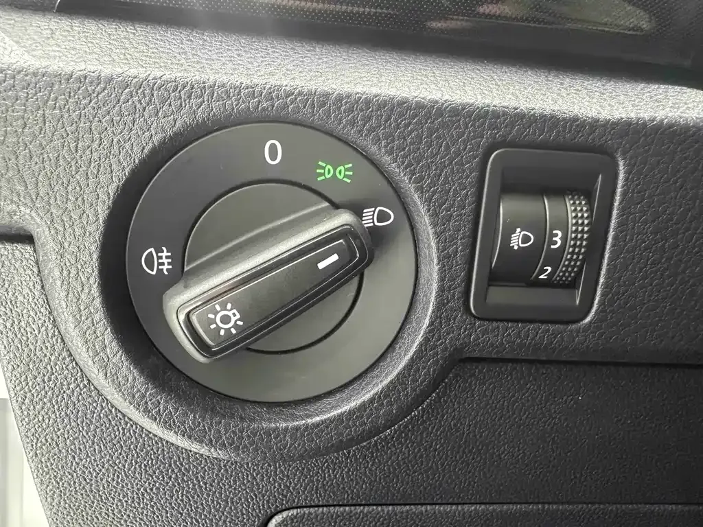 Volkswagen Tharu — фото 10
