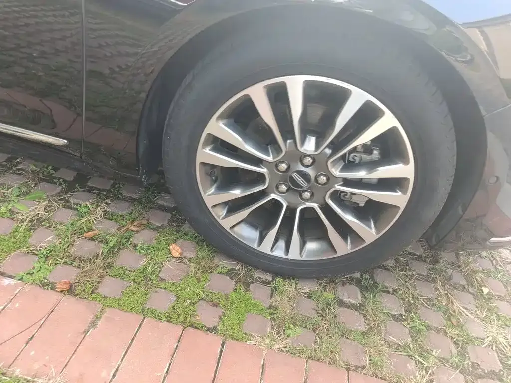 Lincoln Continental — фото 6