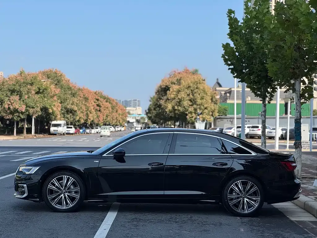 Audi A6L — фото 4