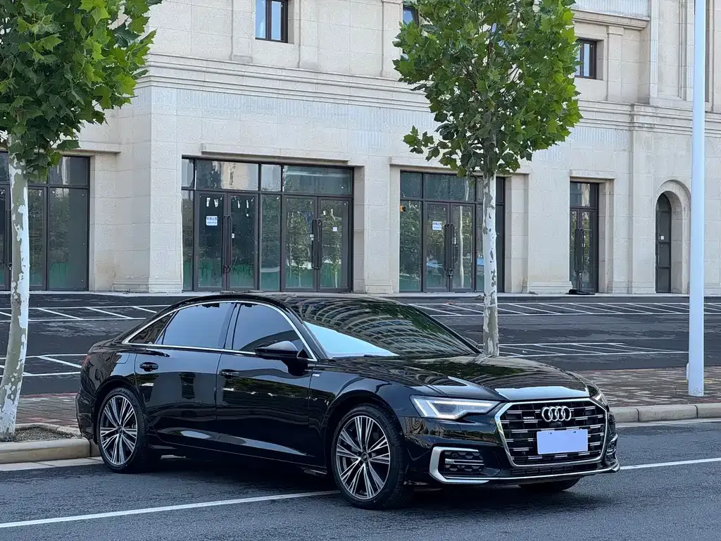 Audi A6L — фото 9