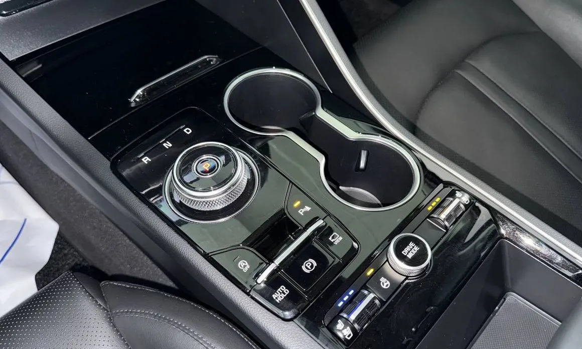 Kia K5 — фото 8