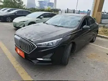 Hongqi H5 — фото 1