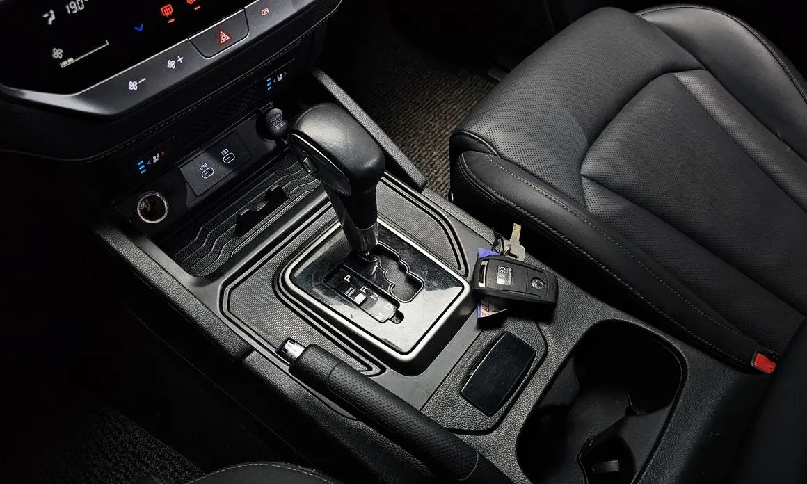 KG Mobility (Ssangyong) Rexton — фото 10