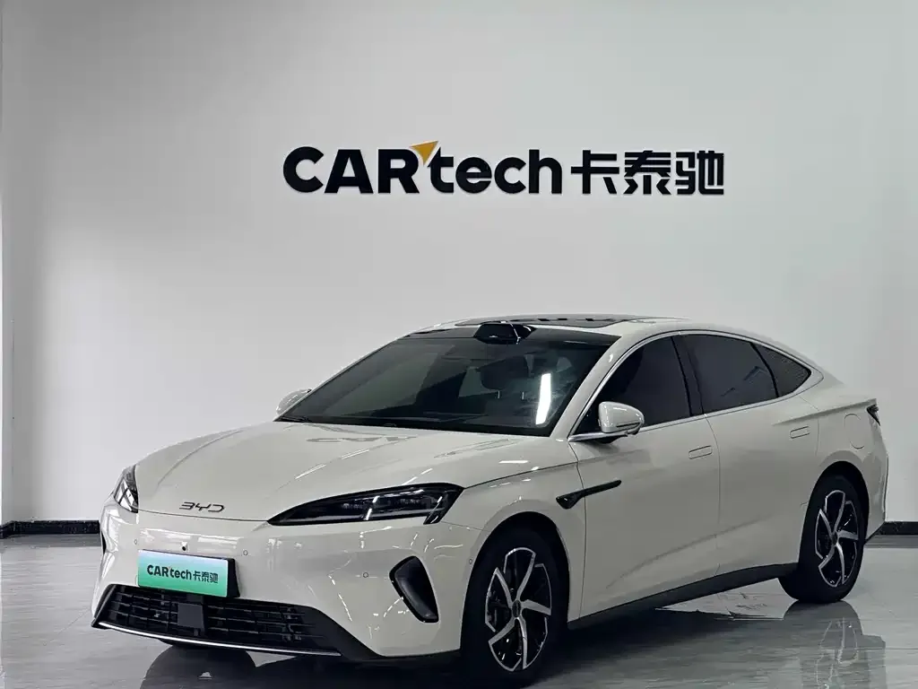 BYD Seal 07 DM-i — фото 1
