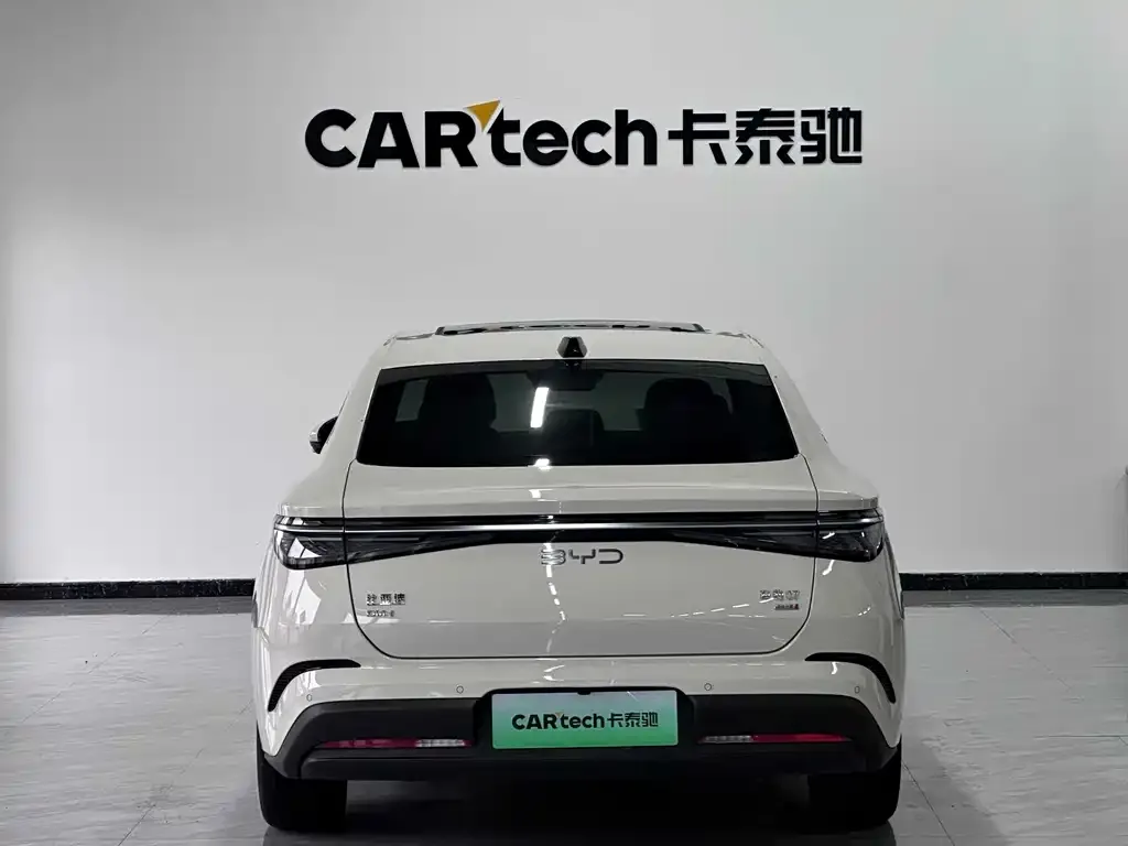 BYD Seal 07 DM-i — фото 8
