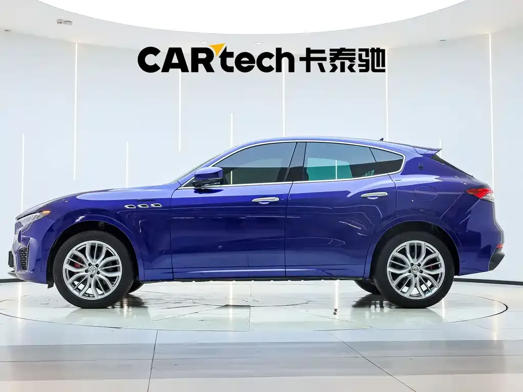 Maserati Levante — фото 10