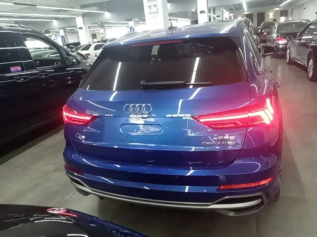 Audi Q3 — фото 5