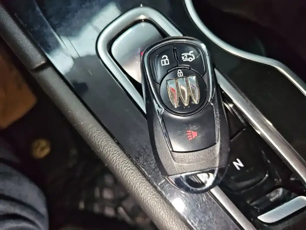 Buick Regal — фото 4