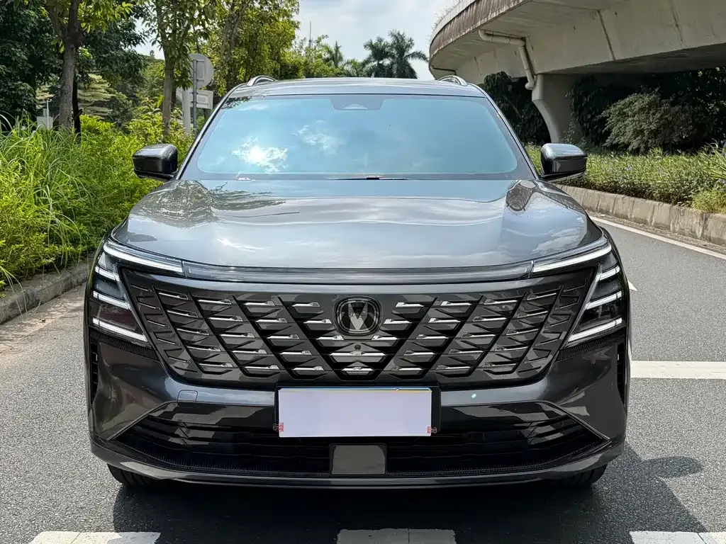 Changan CS75 PLUS — фото 9