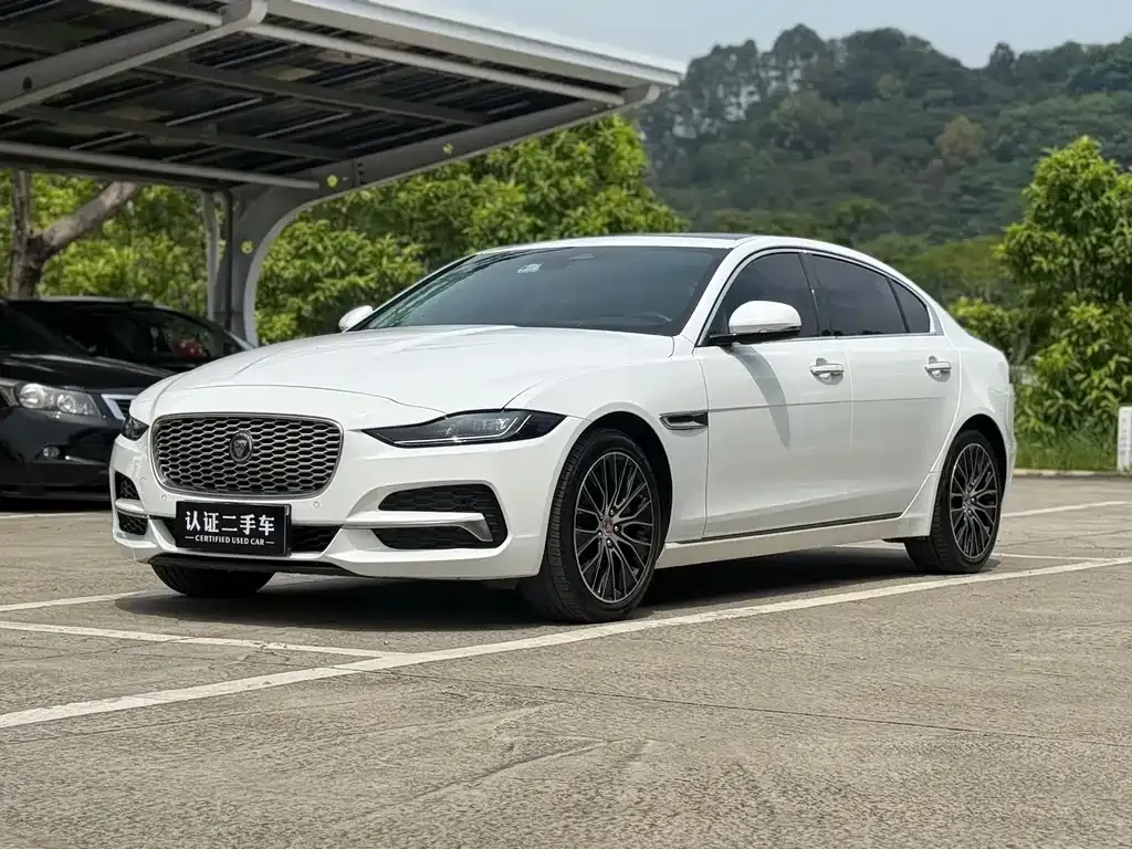 Jaguar XEL — фото 1