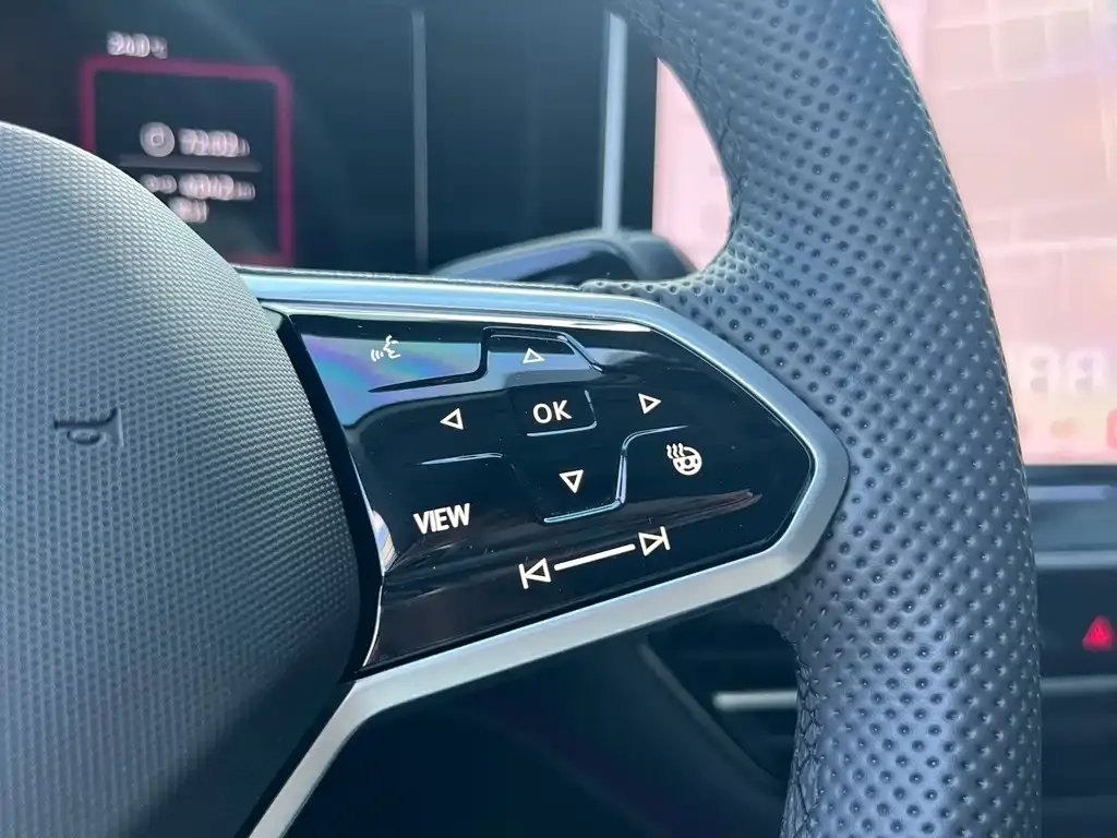 Volkswagen Passat — фото 9