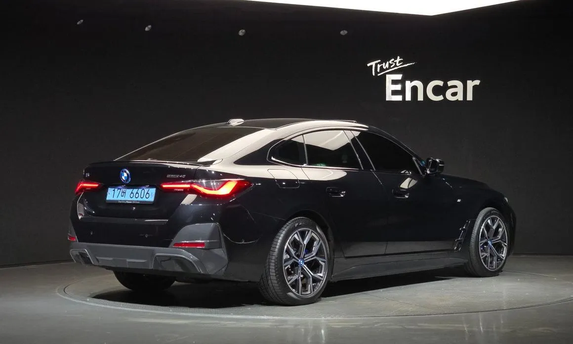 BMW i4 — фото 2