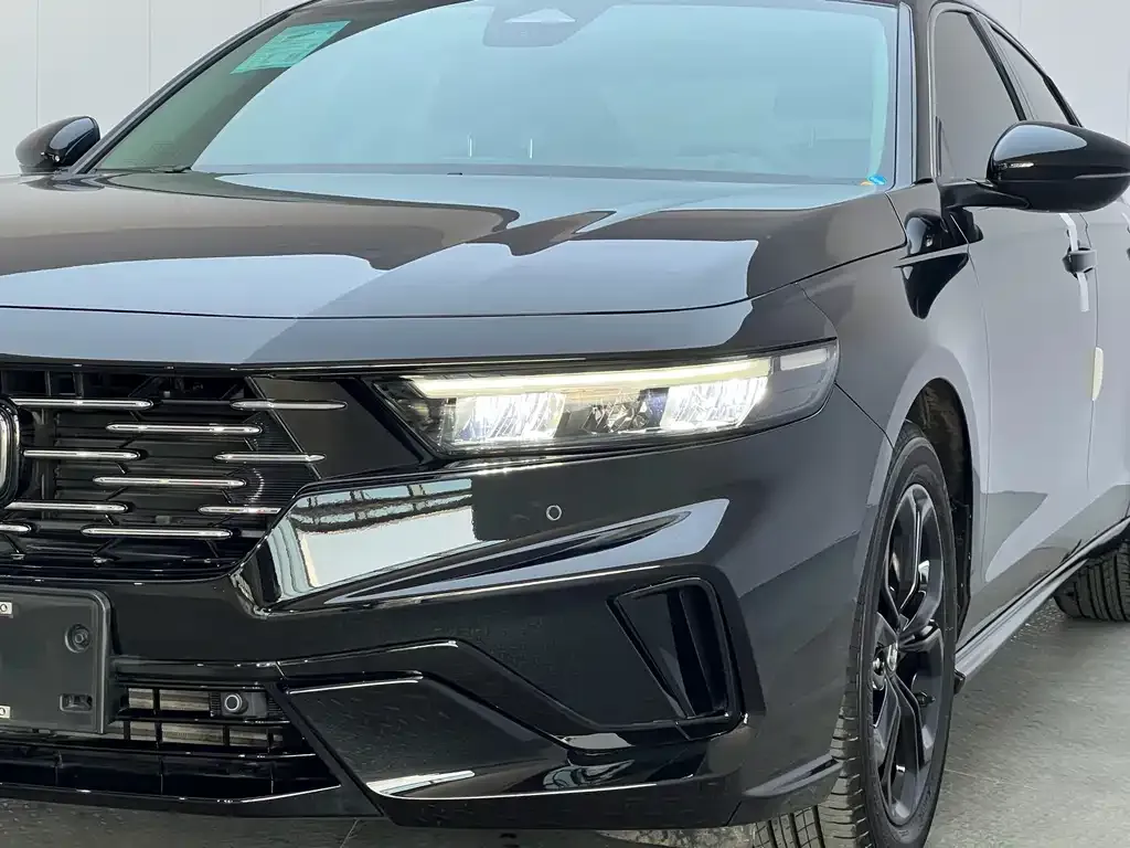 Honda Accord — фото 6
