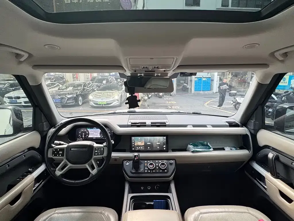 Land Rover Defender — фото 4