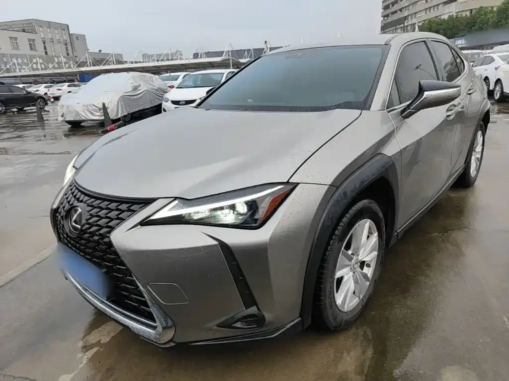Lexus UX — фото 7