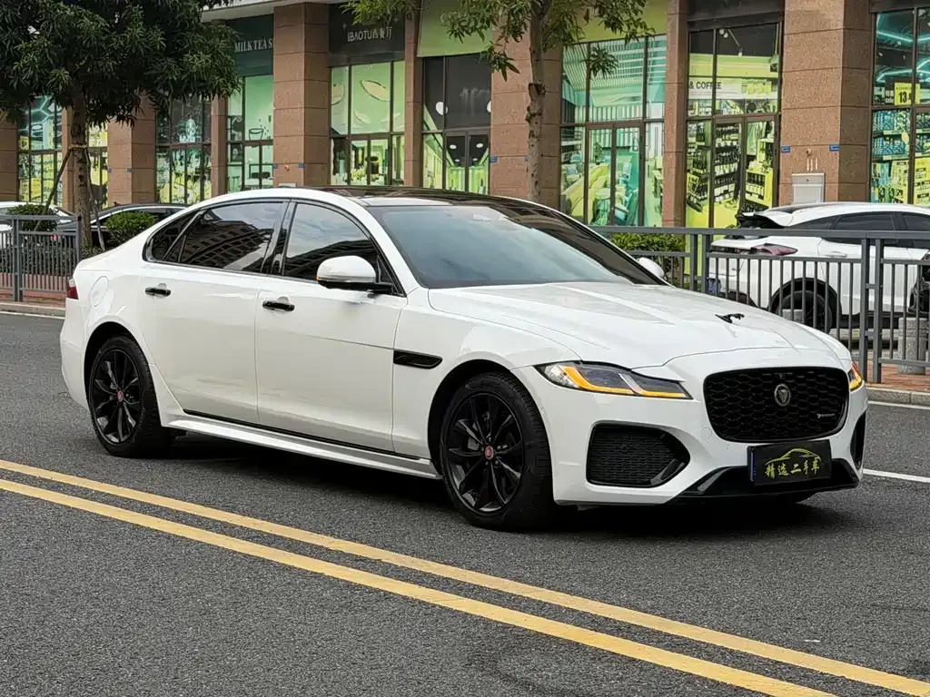 Jaguar XFL — фото 8