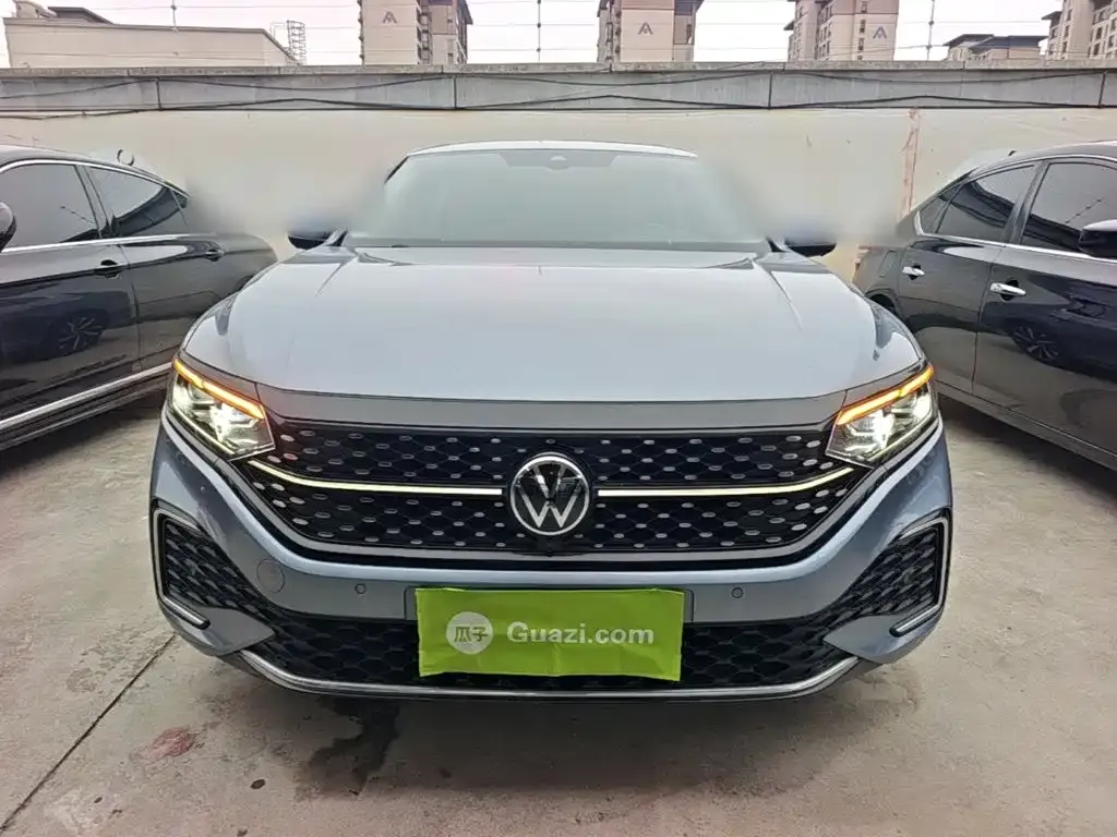 Volkswagen Passat — фото 2
