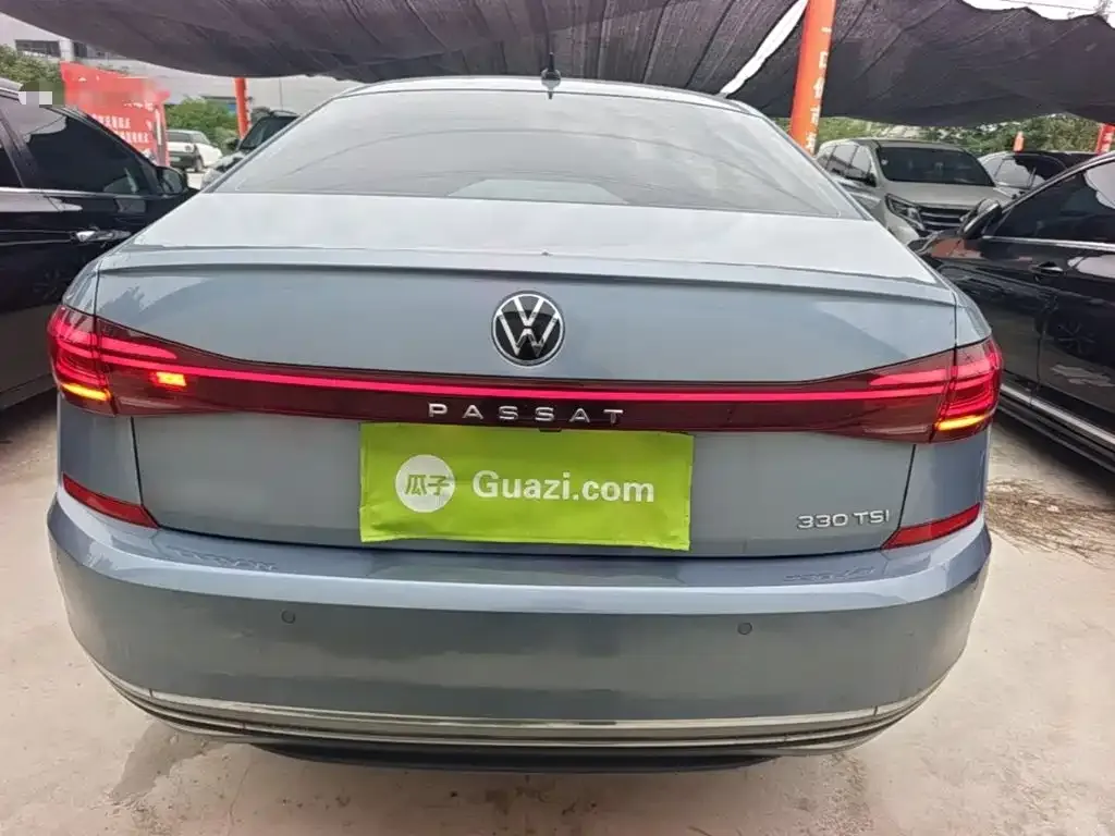 Volkswagen Passat — фото 8
