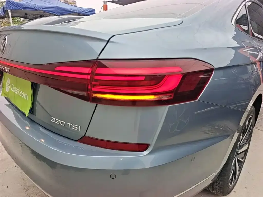 Volkswagen Passat — фото 6