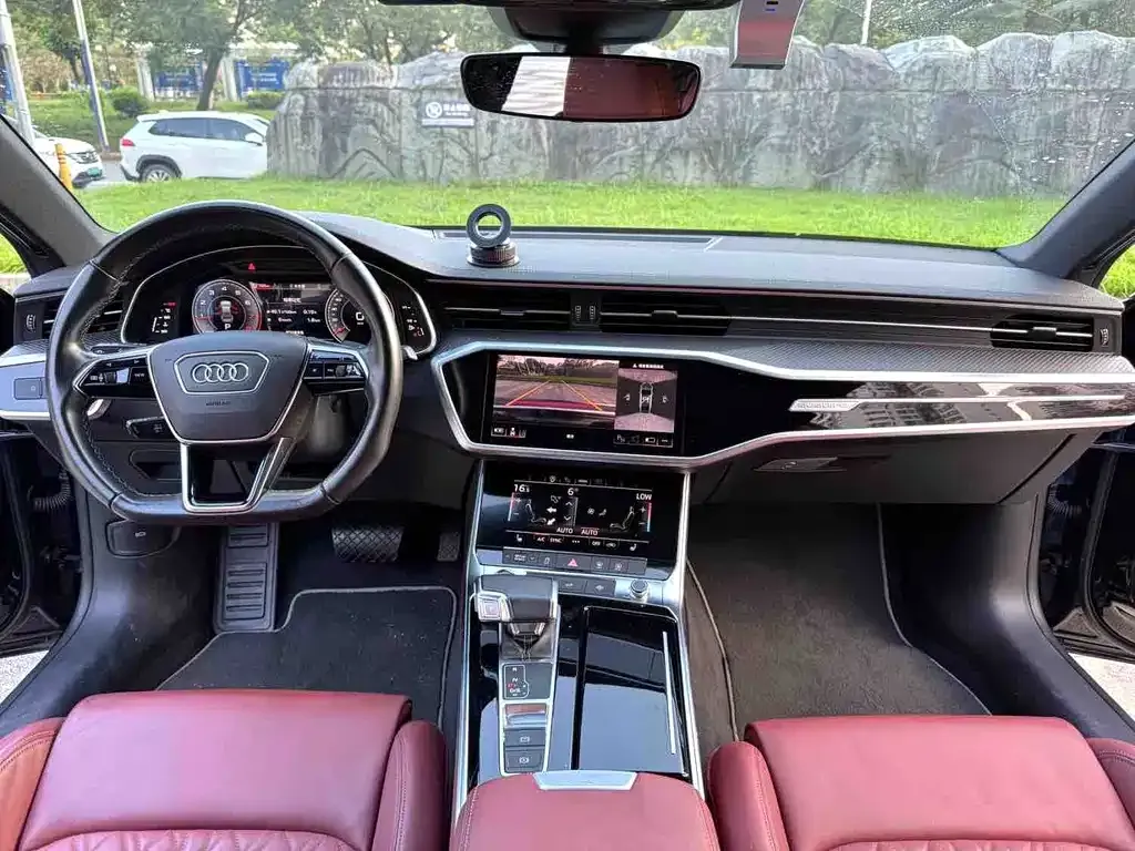 Audi A7L — фото 2