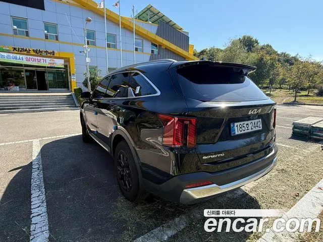 Kia Sorento — фото 3