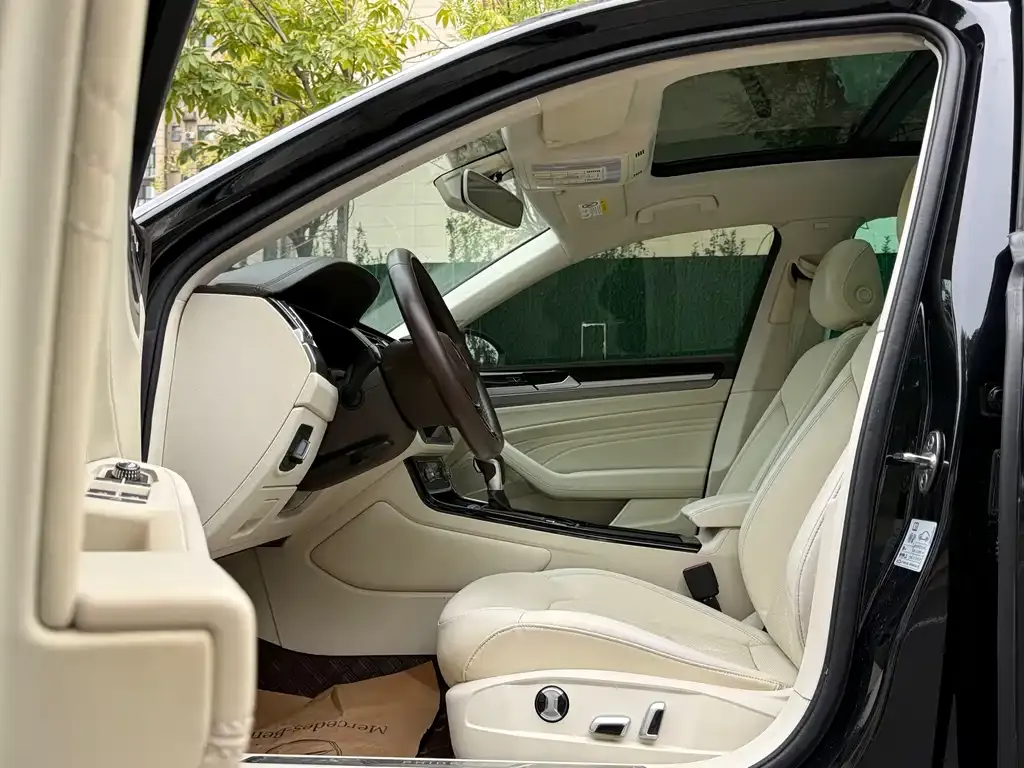 Volkswagen Phideon — фото 4