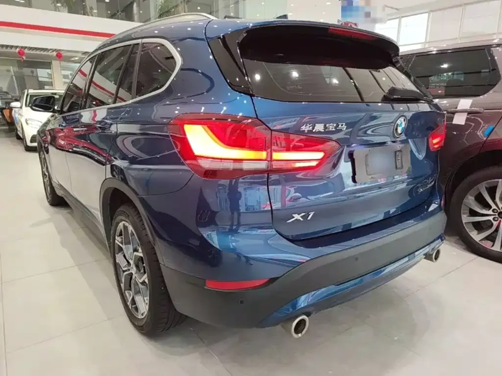 BMW X1 — фото 3