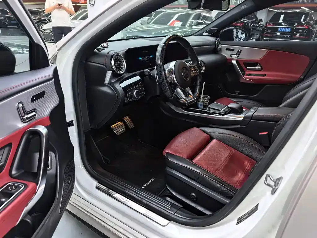 Mercedes-Benz A-Class AMG — фото 3