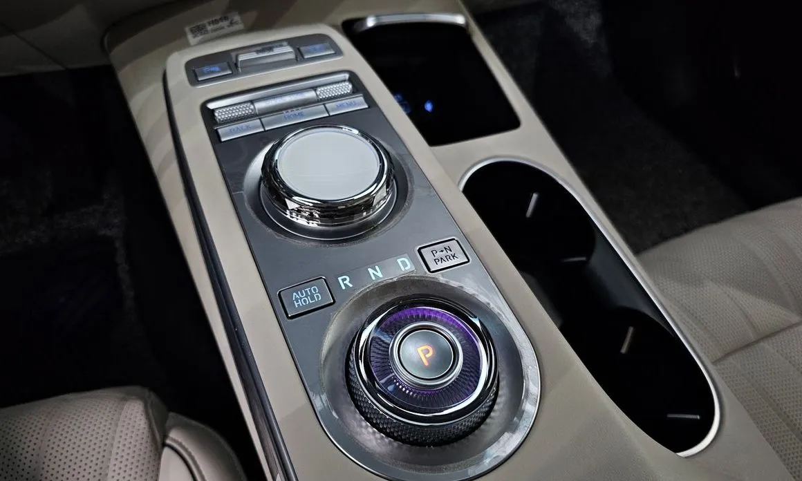 Genesis GV70 — фото 10