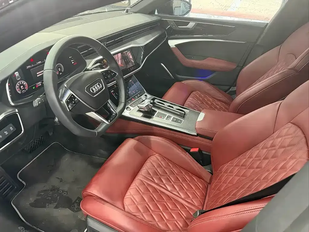 Audi A7L — фото 2