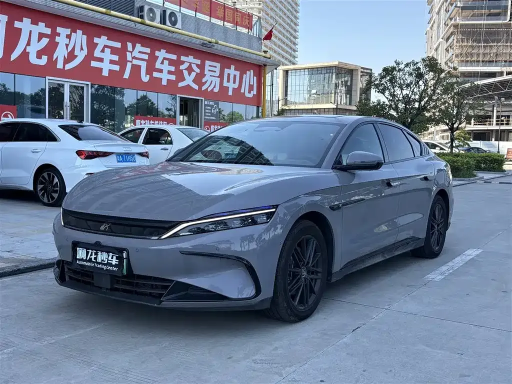 BYD Han — фото 1
