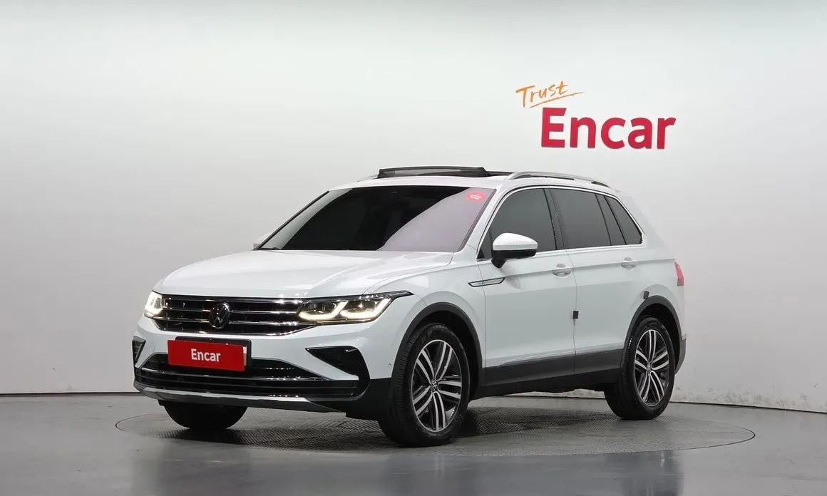 Volkswagen Tiguan — фото 1