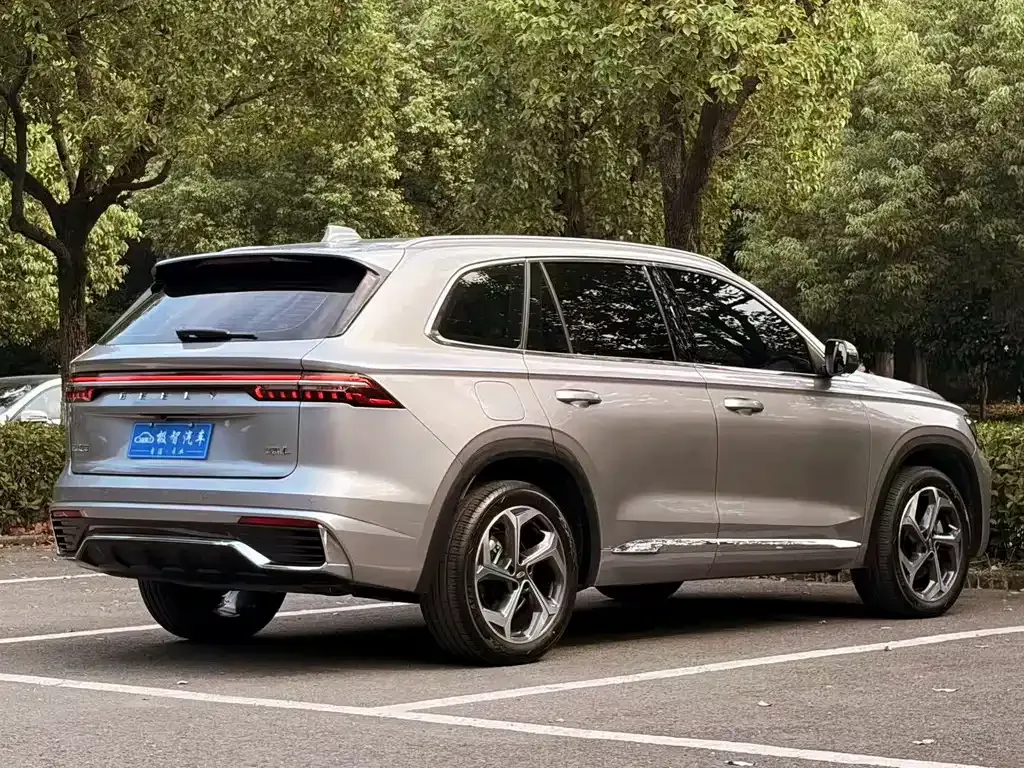 Geely Xingyue L — фото 6