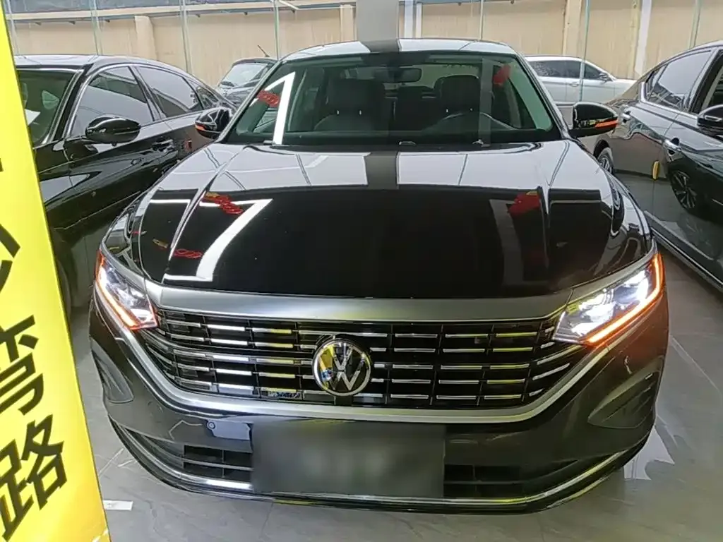 Volkswagen Passat — фото 4