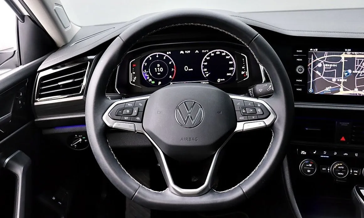 Volkswagen Jetta — фото 5