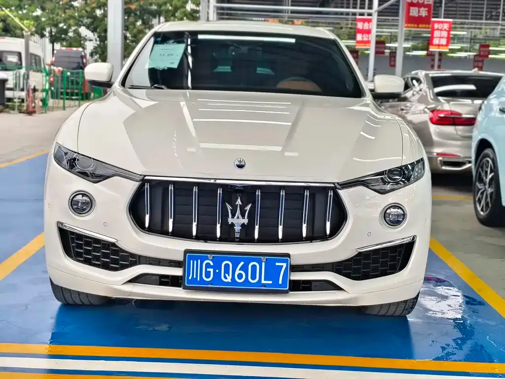 Maserati Levante — фото 2