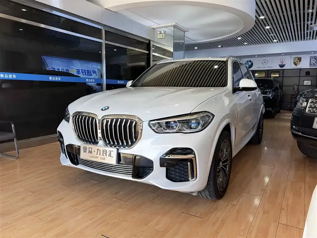 BMW X5 — фото 5