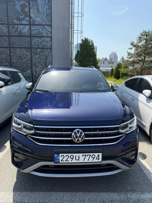 Volkswagen Tiguan — фото 1