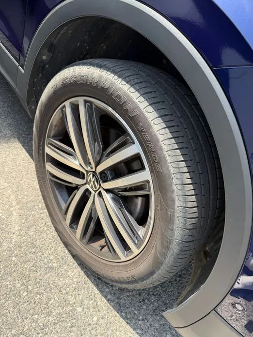 Volkswagen Tiguan — фото 8