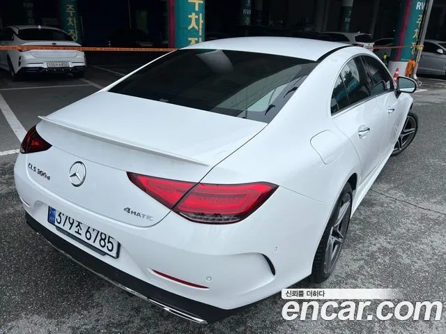 Mercedes-Benz CLS-Class — фото 7