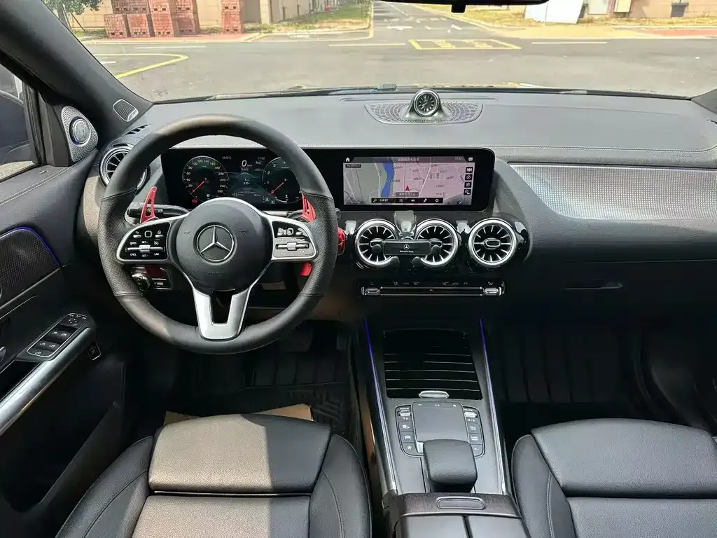 Mercedes-Benz GLA — фото 8