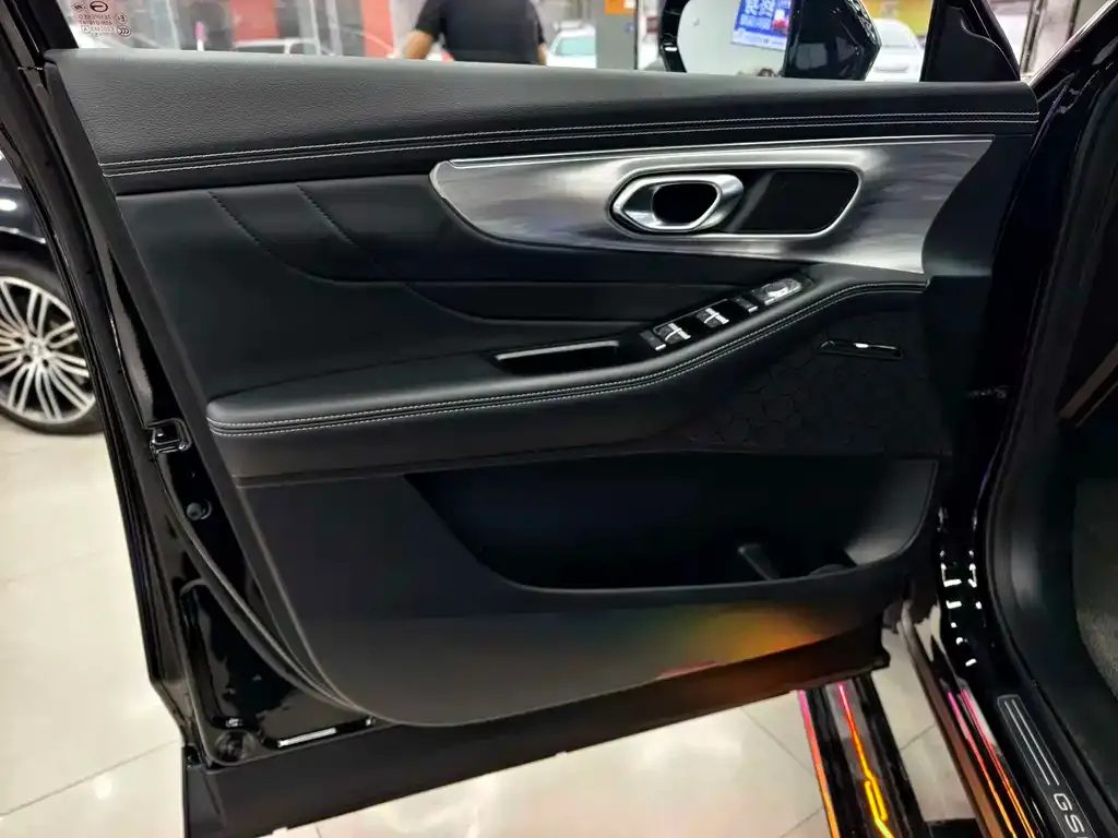 GAC Motor Trumpchi GS8 — фото 2