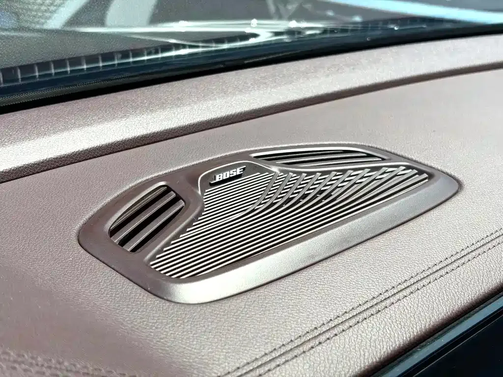 Geely Xingyue L — фото 10